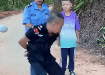 J0711001 猖狂狡猾 法网难逃 #万万没想到 #严厉打击违法犯罪 #正能量剧情 #正能量 #记录我的农村生活 #drama #comedy part2