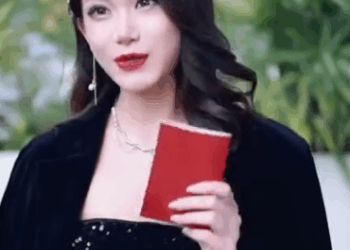 H1411002 美女閨蜜被綠茶欺負 花心男友竟還幫綠茶說話 三柒一招讓渣男綠茶道歉求饒 徐三柒 part2