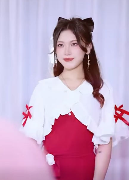 H1511005 閨蜜參加生日派對找同事裝扮 結果她卻綠茶引起男友誤會 三柒直接將渣男綠茶綁在一起真解氣 徐三柒 part2