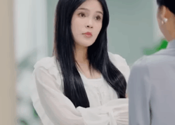 C1611001 残疾女孩迟到被总裁当众羞辱 同事帮忙却被总裁故意刁难 不料总裁一个暖心的举动女孩直接走向人生巅峰 陈七七 part2