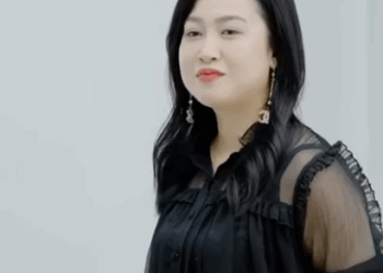 C1611005 女孩入职新公司面试被拒 没想到不经意的举动 让她成为了总裁的助理 陈七七 part2