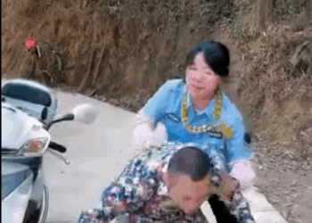 J1711002 #严厉打击违法犯罪 #正能量剧情 #万万没想到 #沙雕剧情 #农村生活 #正能量 part2