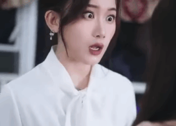 H1811004 心機女欺負可憐服務員 結果服務員的真實身份竟是豪門千金 讓她當場傻眼 徐三柒 part2