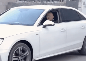 L1811002 趁丈夫不在 兒媳虐待婆婆讓她撿破爛 誰料丈夫突然回家 part2