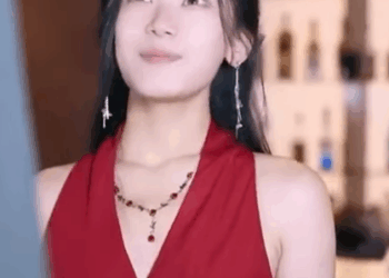 H1911004 為了不讓男友有壓力 想方設法隱瞞富婆身份 但沒想到