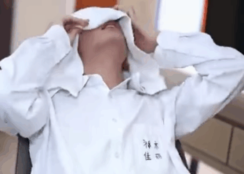 H1911002 灰姑娘被渣男校草玩弄感情 三柒聯合其他受害者 一舉揭開了校草的真面目 徐三柒 part2