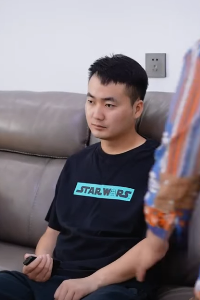 K1911004 兒媳辛辛苦苦做一桌子菜 卻被野蠻親戚嫌棄不讓上桌 婆婆霸氣回對 女人不能上桌那你是幹嘛的 婆婆也是媽 part2