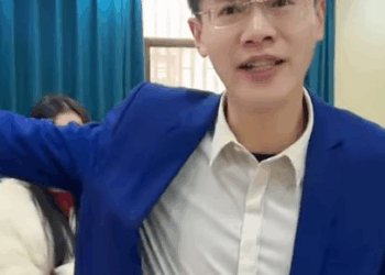 M1911001 老公回来看到这一幕 part2