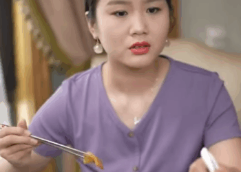 H2211003 妻子想買鞋子結果被惡婆婆斥罵 沒想到妻子另闢蹊徑透過做家事賺錢 婆婆傻眼了 杨逗逗 part2