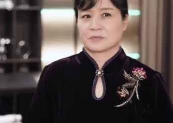 I2111004 媳婦掀開被子一看 竟有個女人躺在老公的床上 婆婆大罵她不知廉恥還想破壞別人婚姻 婆婆也是妈 part2