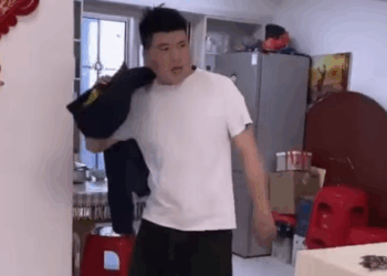 J2111003 母親爲媳婦做飯被倒掉 媳婦冷漠的態度傷人心 丈夫一回家竟然還大罵母親 #劇情 #微電影 #短片 part2