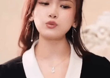 G2311004 二胎弟弟搶走母親所有的愛 三柒失望之下離家出走 意外回家卻發現母親給她的愛卻從未減少 徐三柒 part2