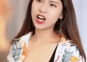 G2411005 綠茶閨蜜請我吃飯竟然自己打扮的花枝招展讓我素顏襯托她的美 我直接當場化妝搶走相親對象 #徐三柒 #短劇 #drama #美妝 #劇情 #搞笑 part2