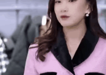 A0611002 三柒意外重生回到四年前 主動嫁給身體殘疾的豪門棄少 兩人聯手創造自己的商業帝國 徐三柒 part2