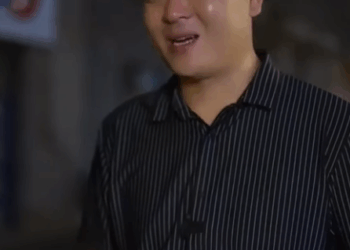 J2611003 丈夫被路過美女搭訕 妻子的舊情人也突然登場 結局太離譜網友看傻了 #劇情 #微電影 #短片 part2