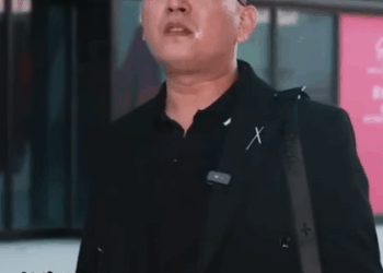 J2711004 女孩不顾一切跟男友同居 甚至和父亲断绝关系 落魄时却只有爸爸站了出来 #劇情 #微電影 #短片 part2