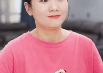 I2811005 媳婦去給親戚隨禮道喜 竟被嫌棄窮酸飯都不讓吃 婆婆忍無可忍大鬧親戚宴席太解氣 婆婆也是妈 part2