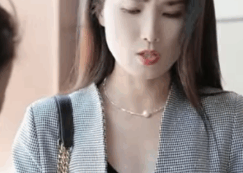 L0811003 無賴女婿暗中欺凌丈母孃 妻子偶然聽到真相 她一巴掌讓全家都震驚 part2