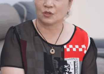 I0112004 兒媳做家庭主婦被小姑子嫌棄 當眾對她羞辱大罵 婆婆做法解氣 婆婆也是媽 part2