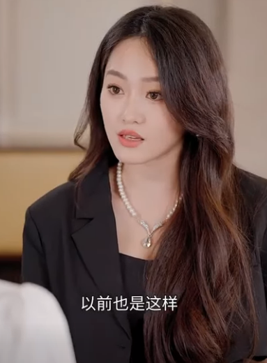 J0112005 [Multi Sub] 完整版 破產後我甩了霸道總裁 千金小姐破產後 甩了窮小子男朋友 沒想到再次遇到他竟然成為霸道總裁直接將她寵上天 #甜劇#短劇#反轉#總裁 part2