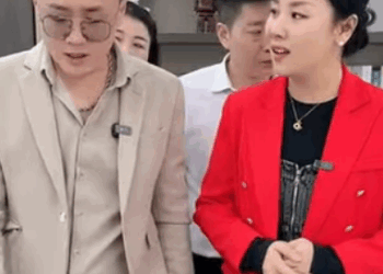 K0911005 老板测人心 结局真是万万没想到 #短剧 #剧情 #正能量 #万万没想到 #职场 part2