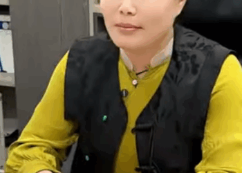 K0911004 老婆的突然离婚 让我看清的我的这帮酒肉朋友 #短剧 #正能量剧情 #正能量 #弘扬正能量 #情感 #万万没想到 #婚姻 #朋友 part2