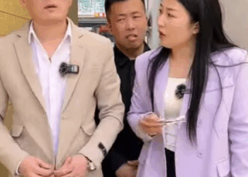 K0911001 老板的良苦用心 一个动作看清人品 #短剧 #剧情 #搞笑 #情感 #沙雕剧情 #正能量 #万万没想到 part2