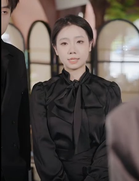 G1512002 路边捡来的流浪汉竟是千亿总裁 #霸道总裁#短剧#反转 part2