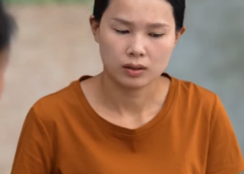 F1112002 丈夫外出打工 农妇私下出轨老板 婆婆看到立马怒了 part2