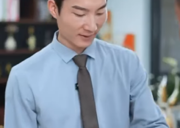 K1712004 男子为了母亲的事情 无奈只能拒绝甲方 不料这孝顺的品质打动合作方 part2