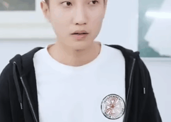 I0512004 綠茶女故意勾引男人 沒想到婆婆不反對竟還讓他住在家裡 沒想到婆婆竟是為了讓她當免費保姆#正能量#短劇#反轉 part2