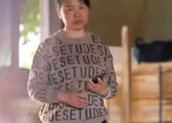 F2112003 丈夫捨不得給妻子花錢 妻子委屈都往肚裏咽 誰料婆婆霸氣開懟震驚衆人 part2