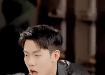 J0312001 新郎失明被新娘羞辱退婚 小傻子站出來保護他大喊我嫁 沒想到新郎竟是億萬總裁 盛夏光年 part2