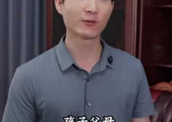 K2312004 丈夫家拆迁分得500万 妻子立马要求给弟弟买房 丈夫一句话让她傻眼了 #正能量 #剧情 #短剧 part2