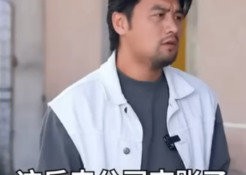 F2512003 废物儿子在外花天酒地 媳妇辛苦种地还债 最后终于遭报应了 part2