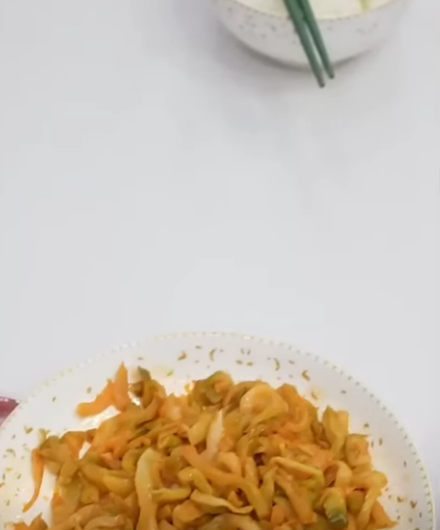 H2712002 兒媳整天任勞任怨 卻被親戚刁難當丫鬟 婆婆直接霸氣掀桌趕人 婆婆也是媽 part2