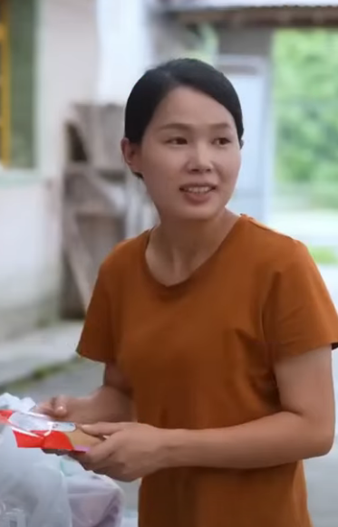 F3112003 婆婆拿媳妇当牛使唤 抠抠搜搜不让吃饭 娘家人霸气讨说法 part2