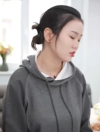 H3112004 缺心眼小姑處處針對嫂子 竟還偷聽牆角 婆婆一招讓小姑佩服的五體投地 #婆媳矛盾#婆媳#正能量#短劇#矛盾 part2