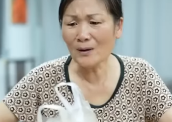 J0712005 老母親看望兒子 卻被兒媳趕出門 當她拿出200萬拆遷款後兒媳傻眼了 #正能量 #劇情 #反轉 part2